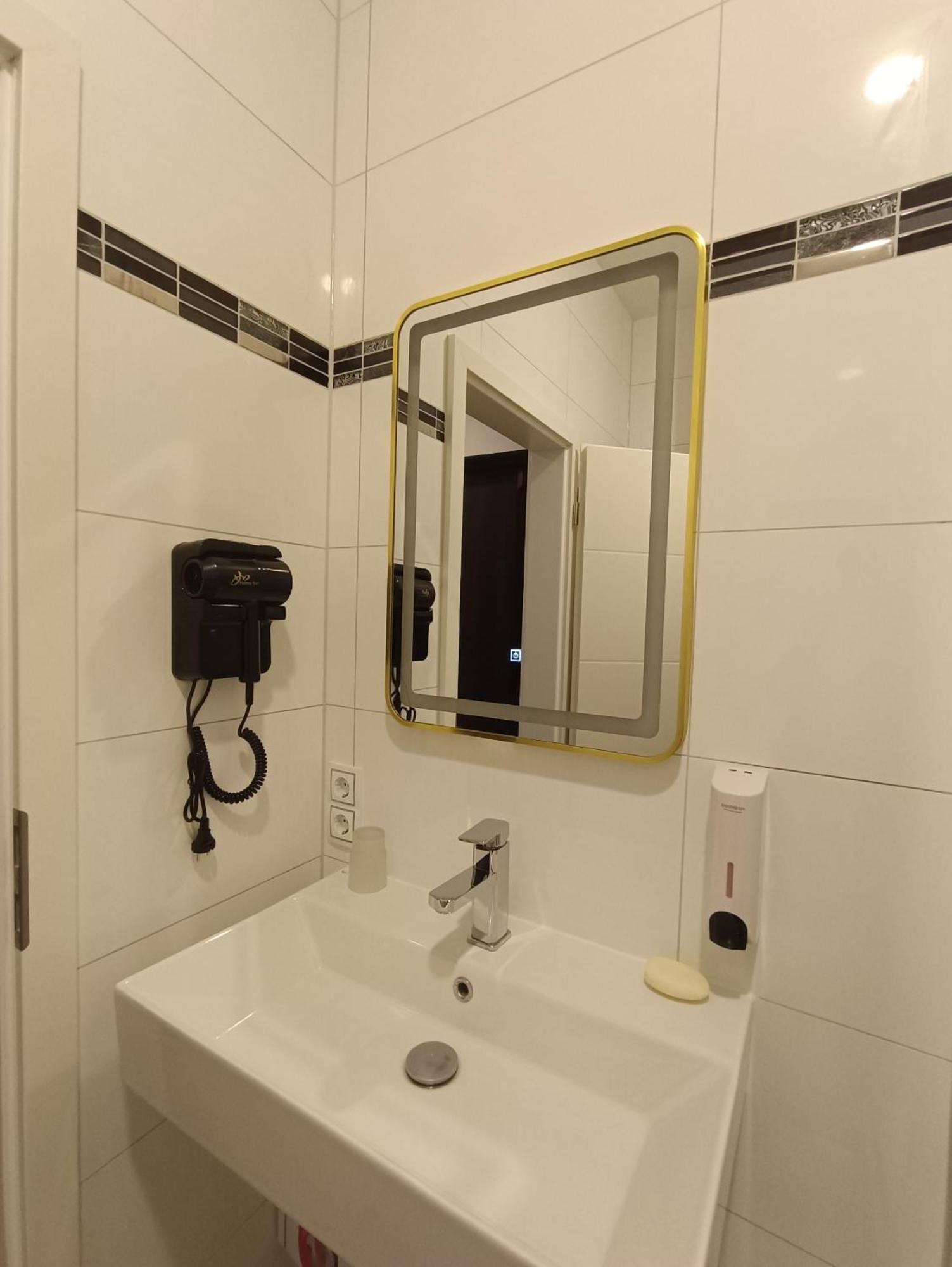 Hotel Destille Dormagen Extérieur photo